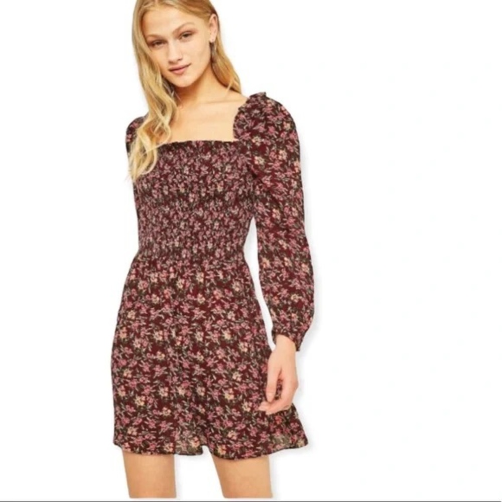Urban Outfitters UO Pins & Needles Boho Floral Long Sleeve Smocked Dress Size XS